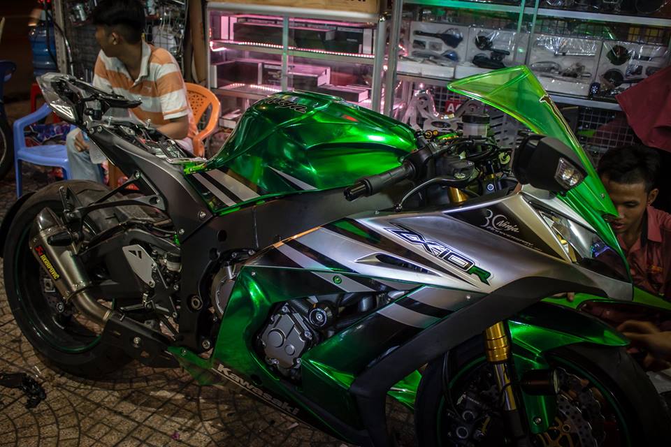 Kawasaki ZX10R phiên bản Green Chrome nổi bật - ảnh 5