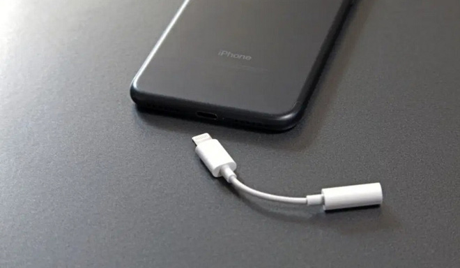 Việc loại bỏ cục sạc trên iPhone 12 đã nằm trong kế hoạch của Apple từ lâu - Ảnh 2.