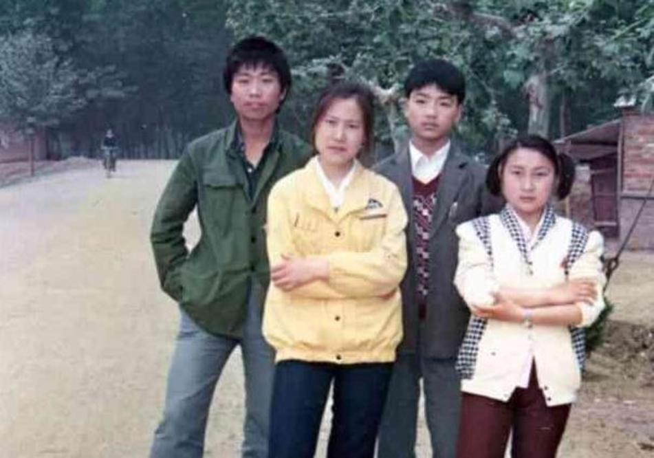 Tỷ phú playboy của Trung Quốc và khoản đầu tư bí ẩn vào một sàn thương mại điện tử đình đám ở Việt Nam - Ảnh 2.