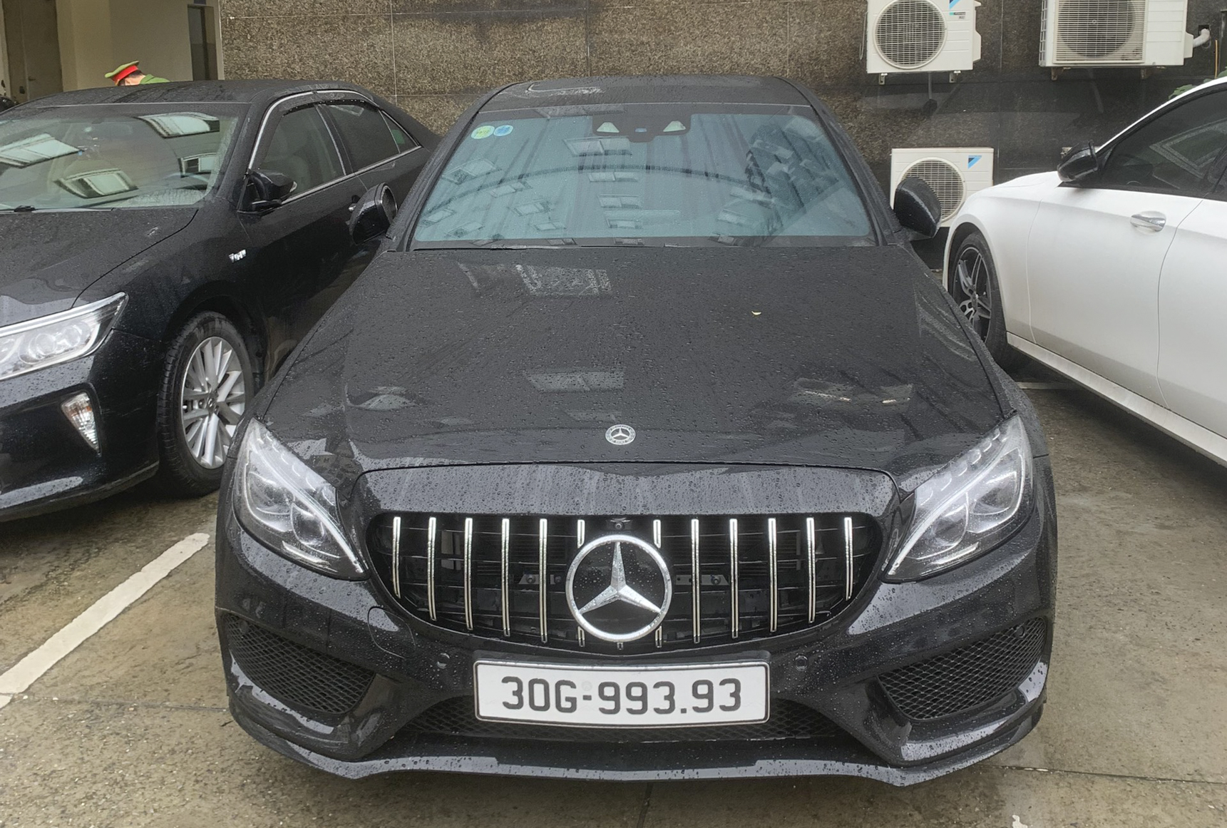 Ông trùm đường dây đánh bạc 30.000 tỷ: Chơi siêu xe, du lịch sang chảnh quanh năm - Ảnh 8.