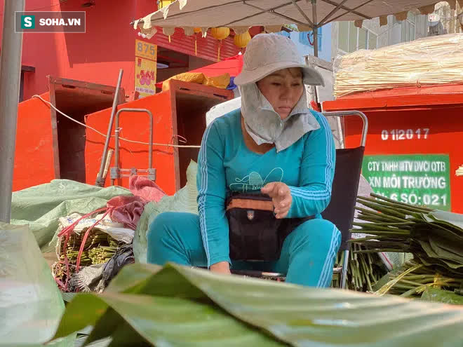 Chợ lá dong đông đúc nhất Sài Gòn chỉ còn vài người bán - Ảnh 3.