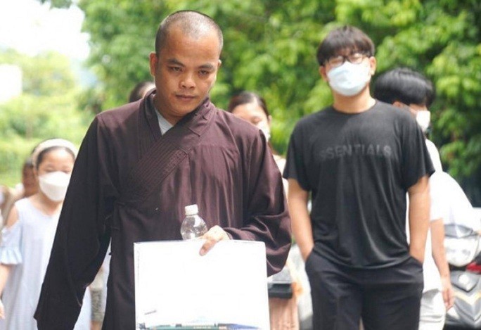 Một sư thầy 40 tuổi dự thi tốt nghiệp THPT năm 2022 - Ảnh 1.