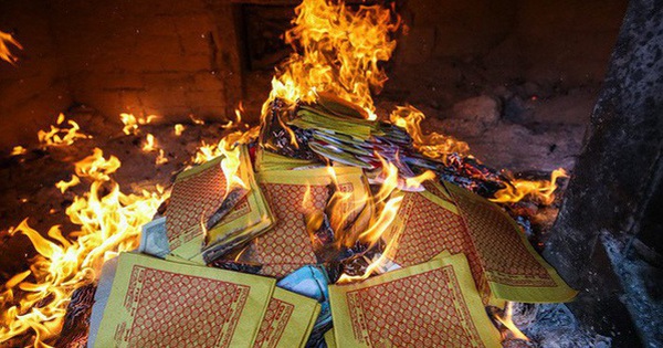 Doanh nghiệp sản xuất vàng mã trên sàn chứng khoán thu về hơn 6 tỷ đồng lợi nhuận mỗi tháng