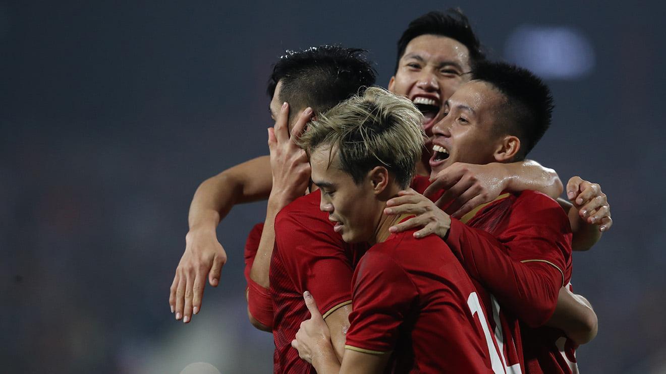 World Cup: Cổ tích Triều Tiên và giấc mơ Việt Nam-2
