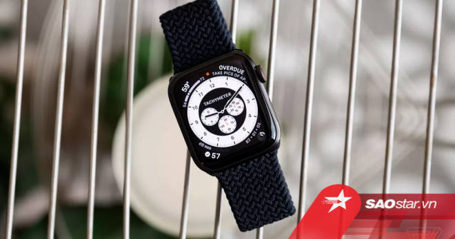 Hàng loạt Apple Watch SE bị quá nhiệt khiến hỏng màn hình, bỏng tay người đeo