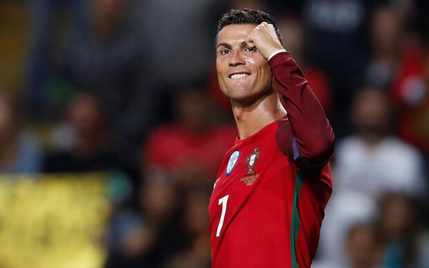 Ronaldo là cầu thủ World Cup 2018 được chị em tìm kiếm nhiều nhất trên ứng dụng hẹn hò