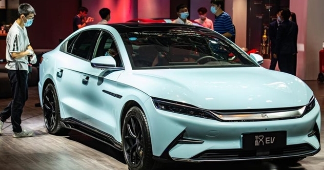 Doanh số bán xe điện nội địa Trung Quốc tăng vọt khi Tesla thất thế