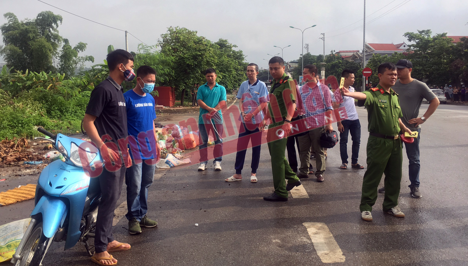 Bùi Văn Công diễn lại hành vi phạm tội vụ nữ sinh giao gà bị giết