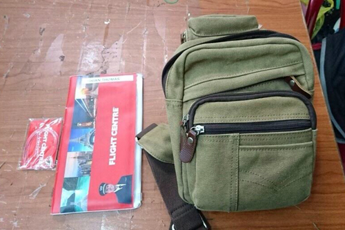 Lên mạng dùng vợ