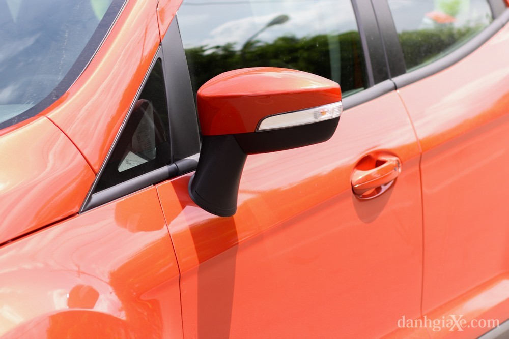 So sánh nhanh Ford EcoSport Titanium và Suzuki Vitara 2015 - ảnh 9
