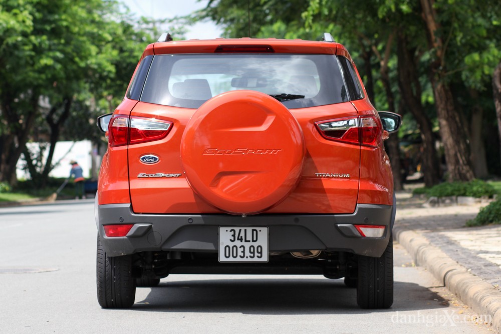 So sánh nhanh Ford EcoSport Titanium và Suzuki Vitara 2015 - ảnh 10