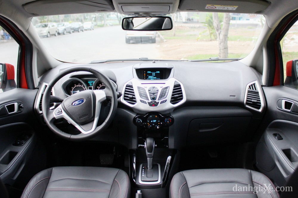 So sánh nhanh Ford EcoSport Titanium và Suzuki Vitara 2015 - ảnh 18