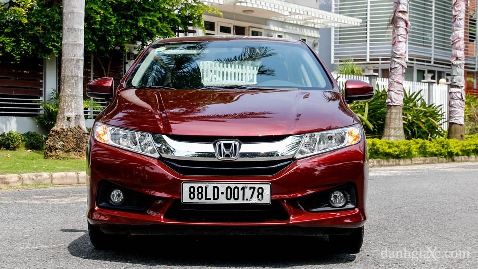 So sánh Mazda 2 sedan 2015 và Honda City 1.5 CVT 2016 - ảnh 3