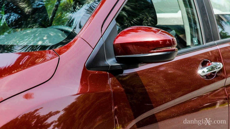 So sánh Mazda 2 sedan 2015 và Honda City 1.5 CVT 2016 - ảnh 7