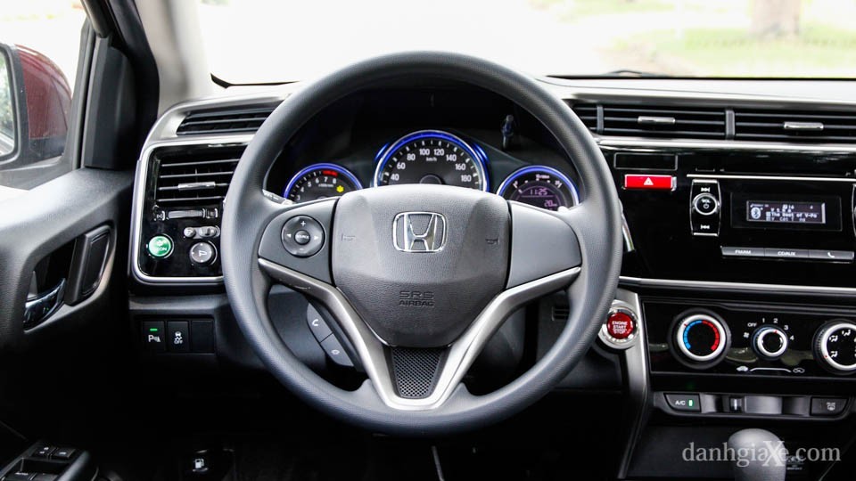 So sánh Mazda 2 sedan 2015 và Honda City 1.5 CVT 2016 - ảnh 17