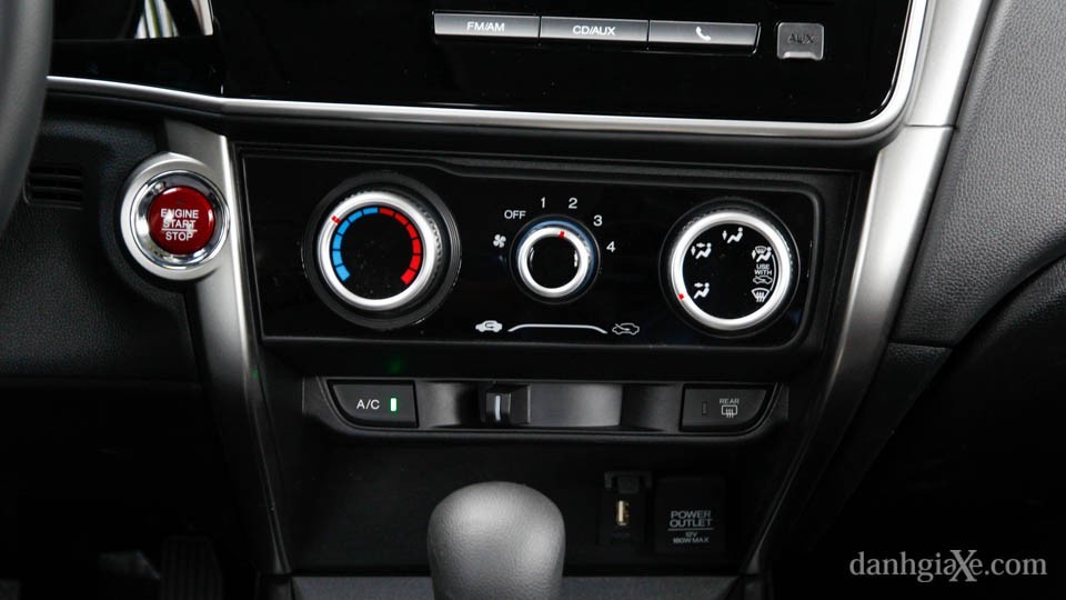 So sánh Mazda 2 sedan 2015 và Honda City 1.5 CVT 2016 - ảnh 15