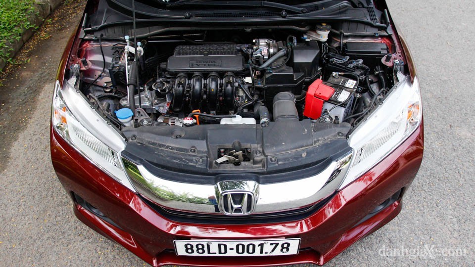 So sánh Mazda 2 sedan 2015 và Honda City 1.5 CVT 2016 - ảnh 21