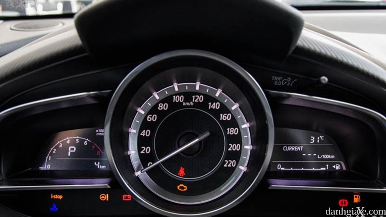 So sánh Mazda 2 sedan 2015 và Honda City 1.5 CVT 2016 - ảnh 12