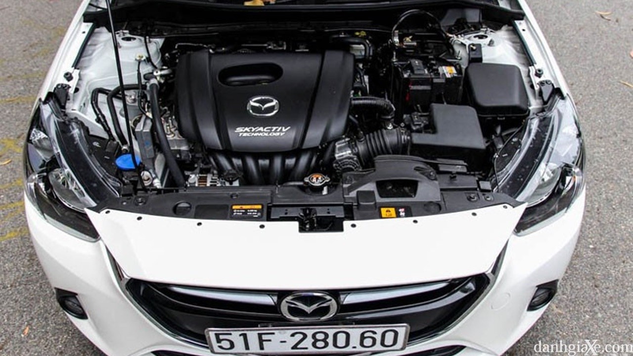 So sánh Mazda 2 sedan 2015 và Honda City 1.5 CVT 2016 - ảnh 20