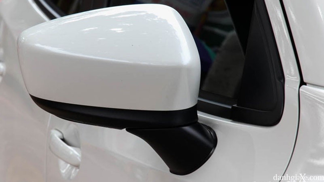 So sánh Mazda 2 sedan 2015 và Honda City 1.5 CVT 2016 - ảnh 6