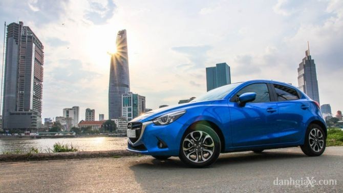 So sánh nhanh Toyota Yaris 2014 và Mazda 2 2015 - ảnh 29