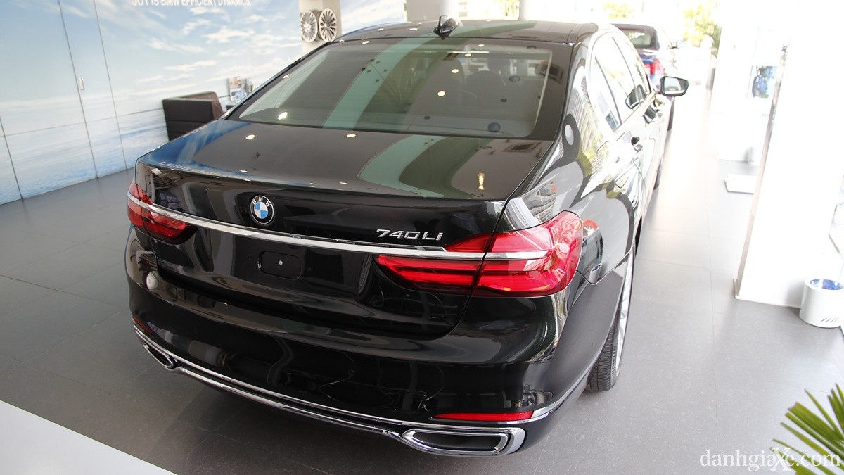 Soi chi tiết BMW 740Li hoàn toàn mới - ảnh 9