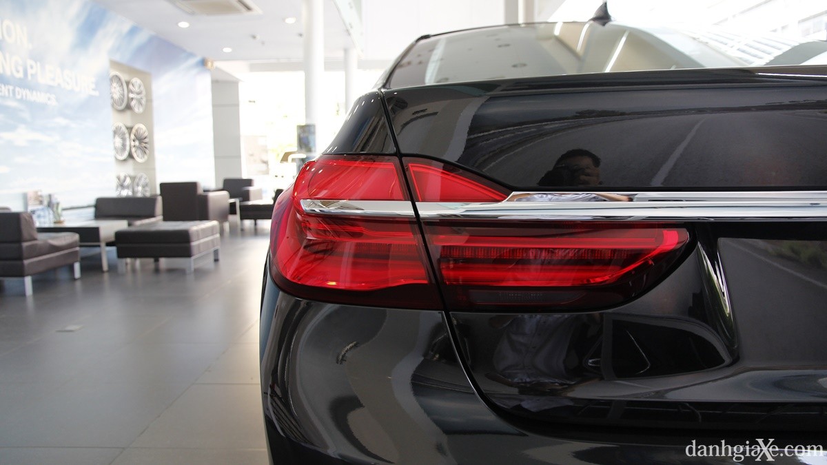 Soi chi tiết BMW 740Li hoàn toàn mới - ảnh 10