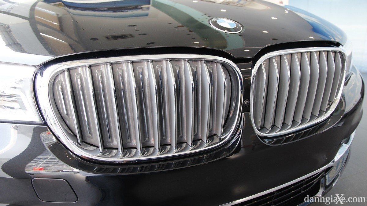 Soi chi tiết BMW 740Li hoàn toàn mới - ảnh 3