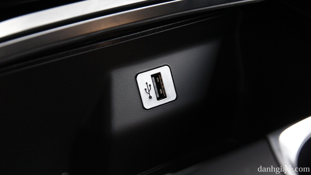 Soi chi tiết BMW 740Li hoàn toàn mới - ảnh 22