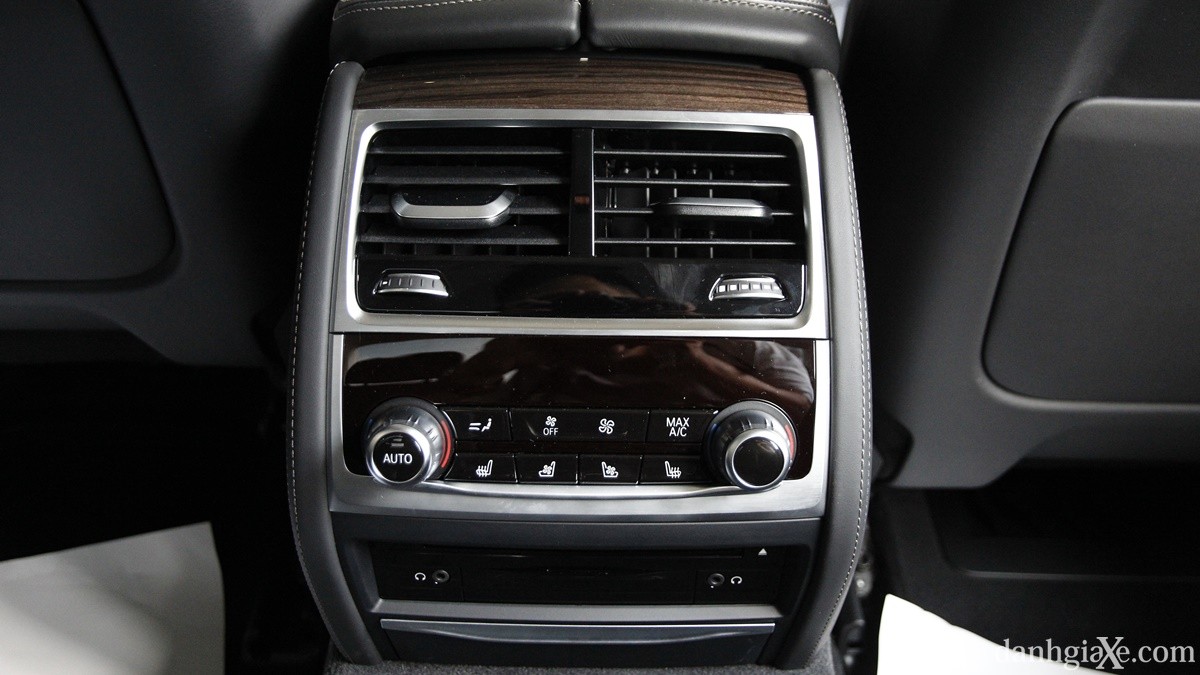 Soi chi tiết BMW 740Li hoàn toàn mới - ảnh 24