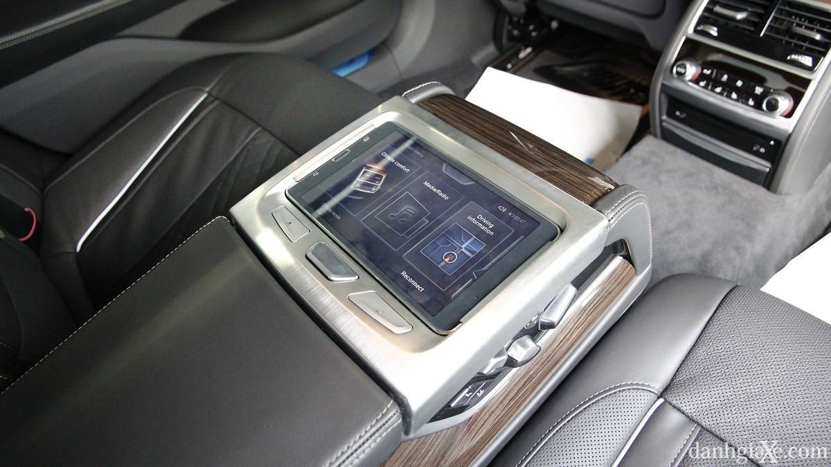 Soi chi tiết BMW 740Li hoàn toàn mới - ảnh 23