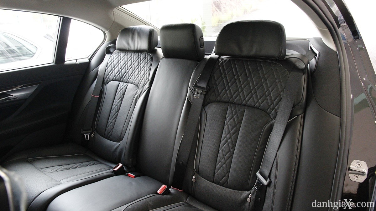 Soi chi tiết BMW 740Li hoàn toàn mới - ảnh 14