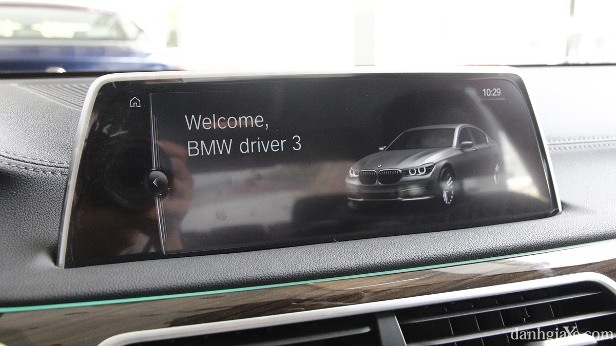 Soi chi tiết BMW 740Li hoàn toàn mới - ảnh 21
