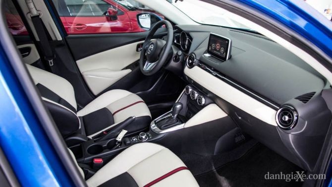 So sánh nhanh Toyota Yaris 2014 và Mazda 2 2015 - ảnh 12