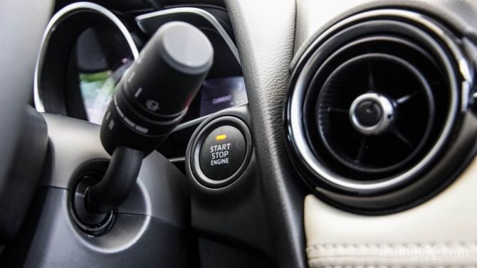 So sánh nhanh Toyota Yaris 2014 và Mazda 2 2015 - ảnh 26