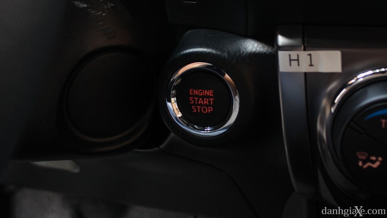 So sánh nhanh Toyota Yaris 2014 và Mazda 2 2015 - ảnh 25