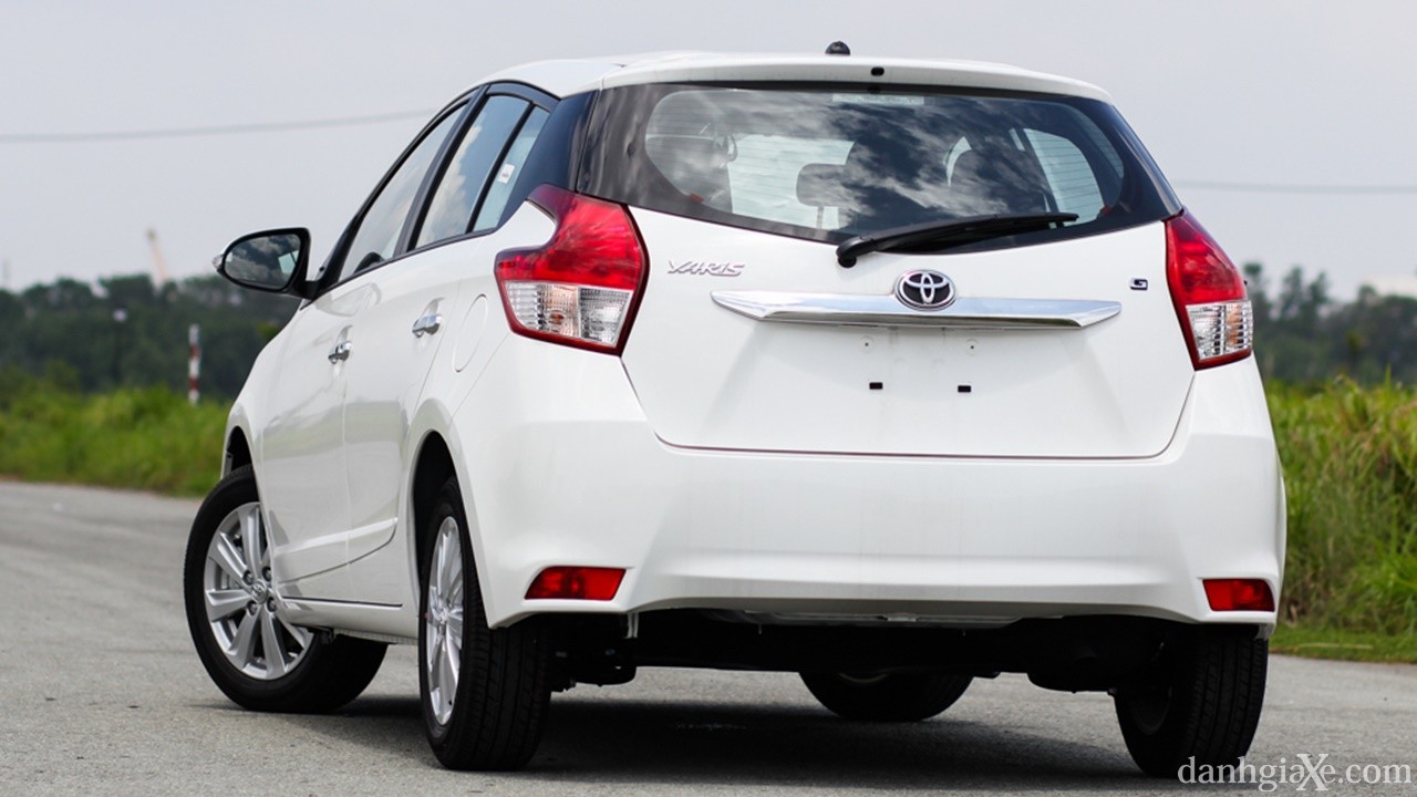 So sánh nhanh Toyota Yaris 2014 và Mazda 2 2015 - ảnh 9