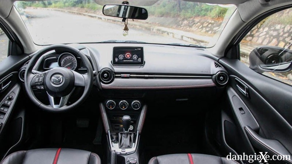 Với 600 - 700 triệu nên chọn xe sedan hạng B nào? - ảnh 9