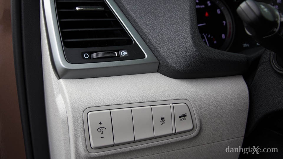 So sánh nhanh Kia Sportage 2016 và Hyundai Tucson 2016 - ảnh 26