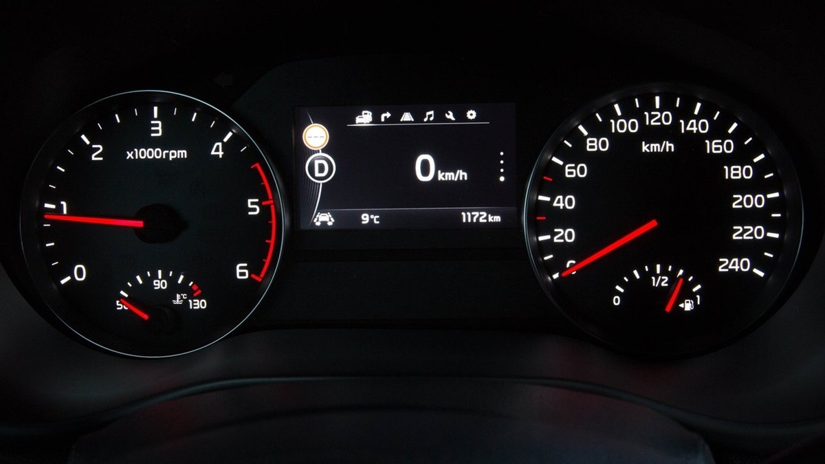 So sánh nhanh Kia Sportage 2016 và Hyundai Tucson 2016 - ảnh 17