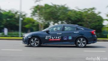 950 triệu mua Honda Civic 2017 có đáng? - ảnh 16