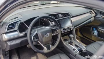950 triệu mua Honda Civic 2017 có đáng? - ảnh 11