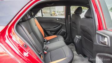 Đánh giá xe Hyundai i20 Active 2017 - ảnh 22