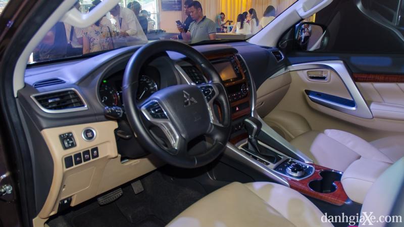 Đánh giá xe Mitsubishi Pajero Sport 2017 - ảnh 10