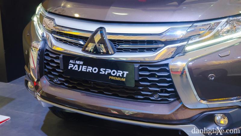 Đánh giá xe Mitsubishi Pajero Sport 2017 - ảnh 4