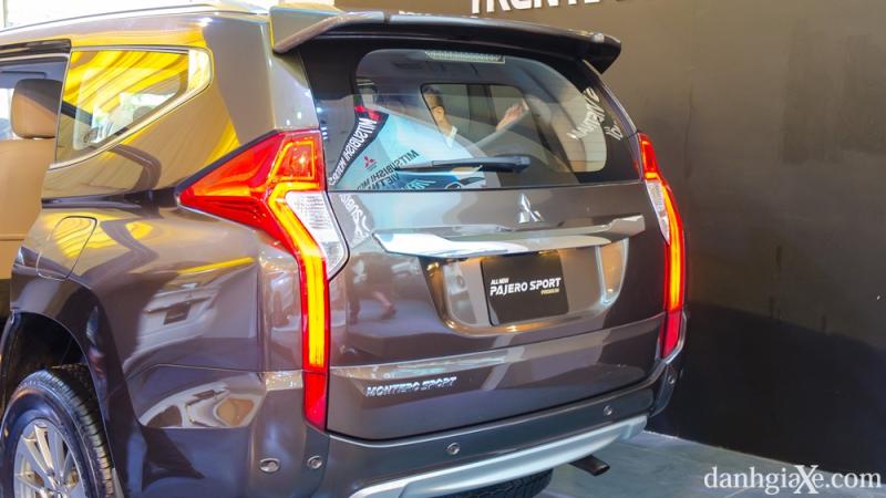 Đánh giá xe Mitsubishi Pajero Sport 2017 - ảnh 8
