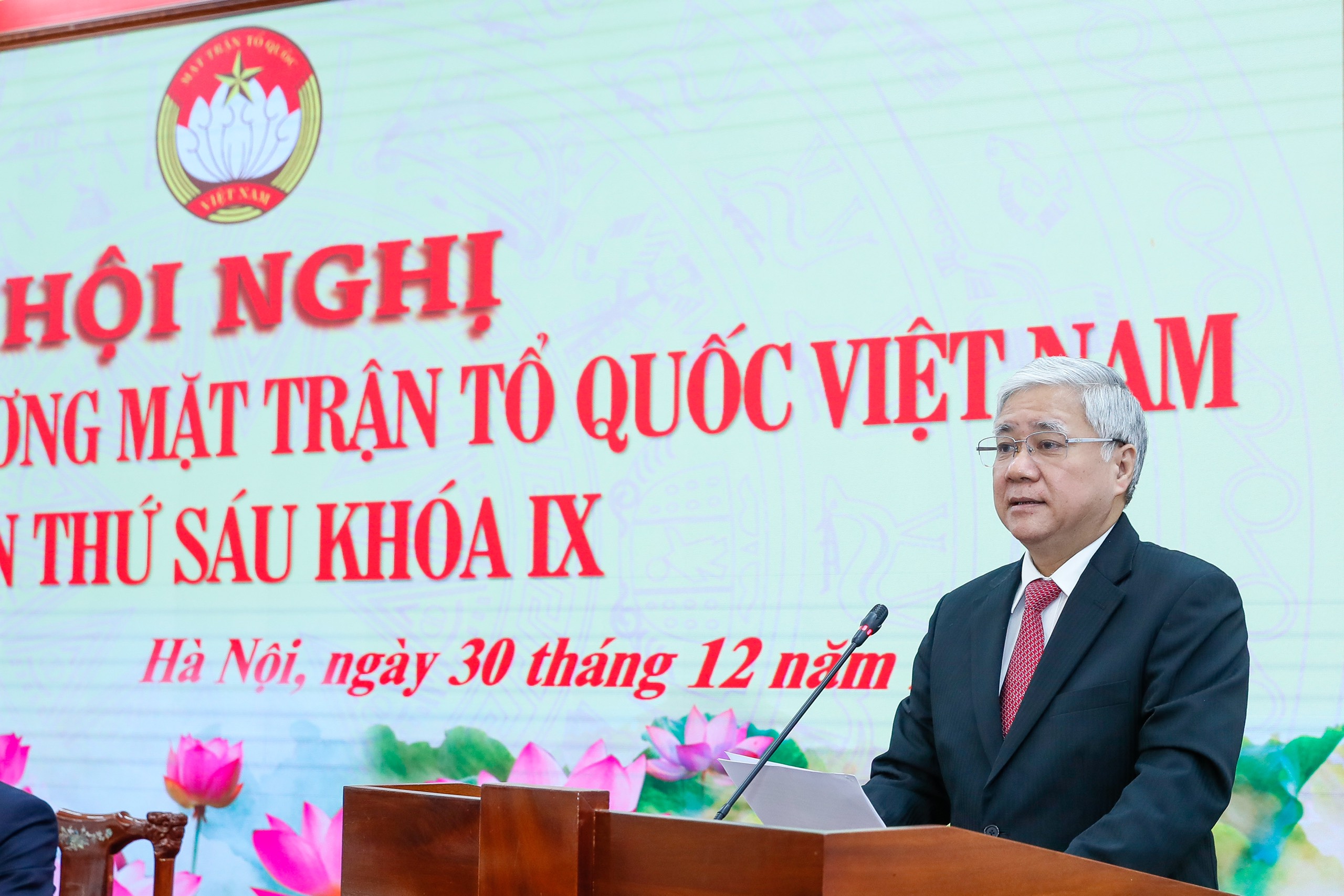 Phát huy bài học về sức mạnh đại đoàn kết dân tộc trong Toàn quốc kháng chiến vào sự nghiệp xây dựng và bảo vệ Tổ quốc hiện nay