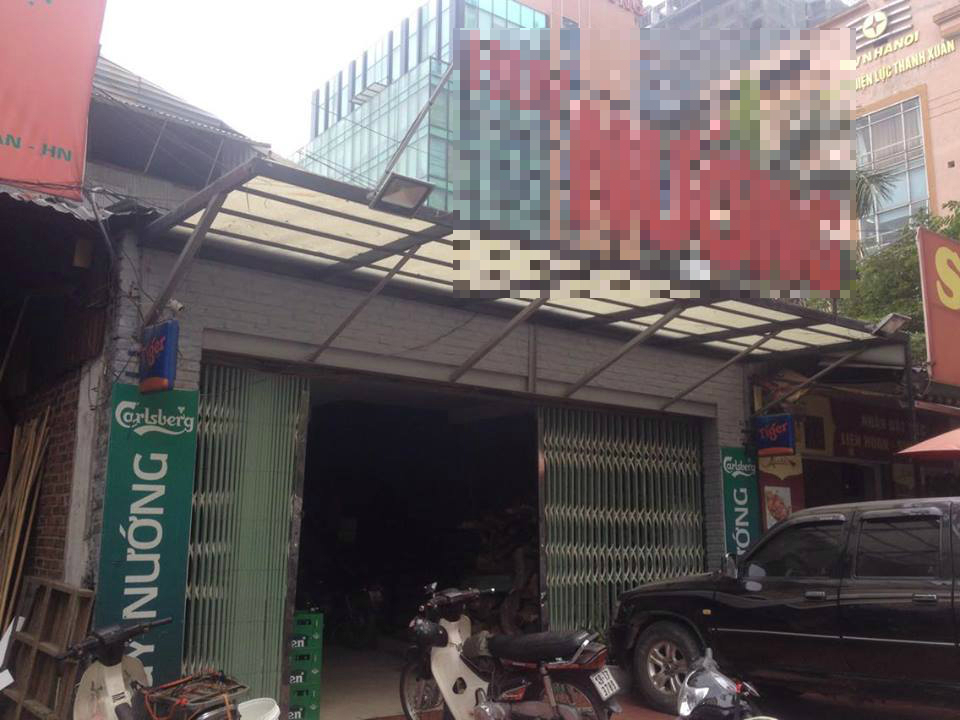 Nhậu xong, 40 thanh niên hành hung nữ nhân viên - ảnh 2