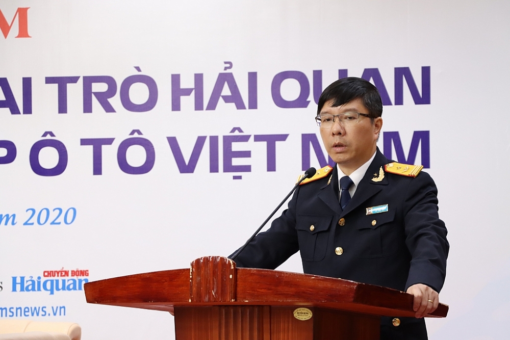 Phó Tổng cục trưởng Tổng cục Hải quan Lưu Mạnh Tưởng phát biểu chỉ đạo tại buối Tọa đàm.