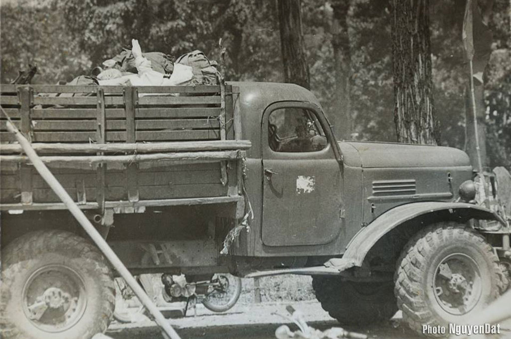 [Ảnh] Sài Gòn, những khoảnh khắc trong ngày 30/4/1975 - ảnh 11